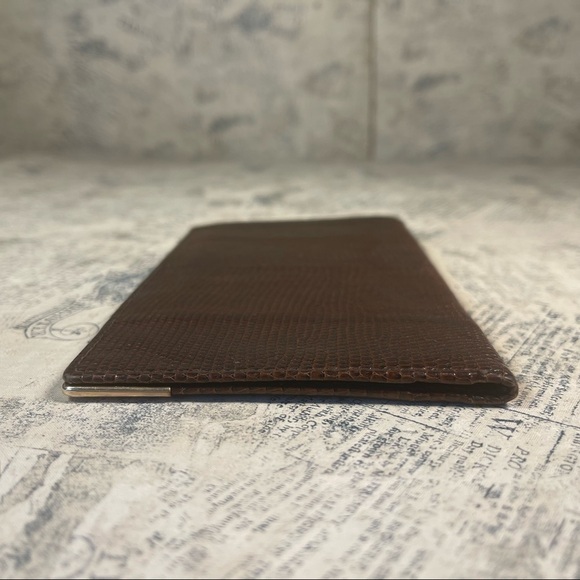 Smythson Antique lizard skin passport wallet with gold corners - Picture 2 of 15